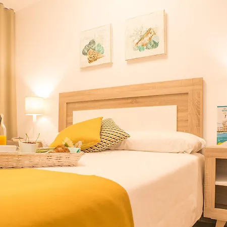 Ona Suites Salou-3